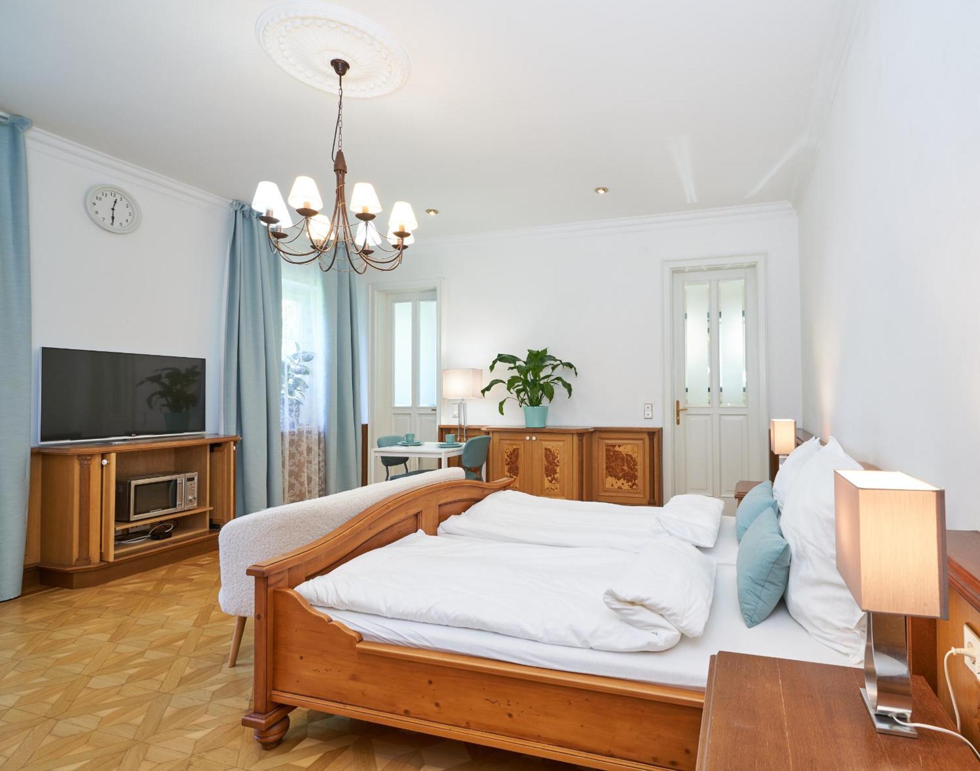 Exclusive Entry: Cozy Guestroom Badeni járás Kültér fotó